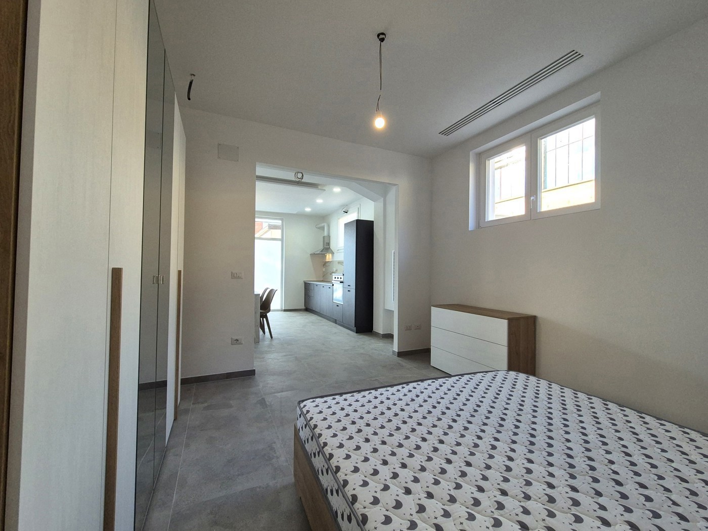 Monolocale arredato in affitto a Casalecchio di Reno