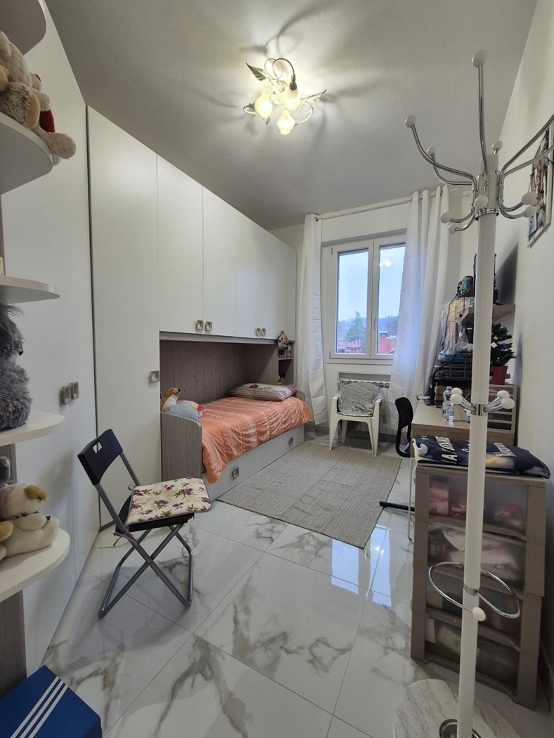 Quadrilocale con box a Casalecchio di Reno