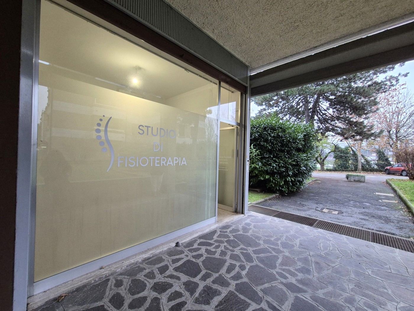 Negozio in affitto a Casalecchio di Reno