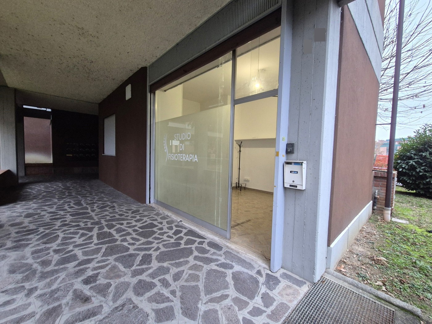 Negozio in vendita a Casalecchio di Reno