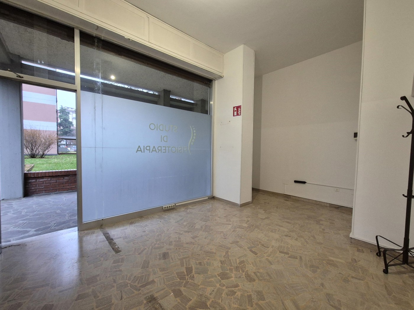 Negozio in vendita a Casalecchio di Reno