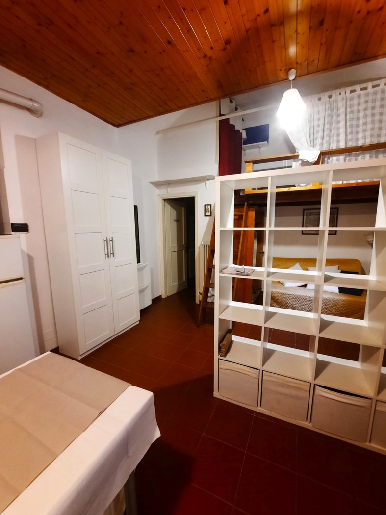 Monolocale arredato in affitto a Bologna