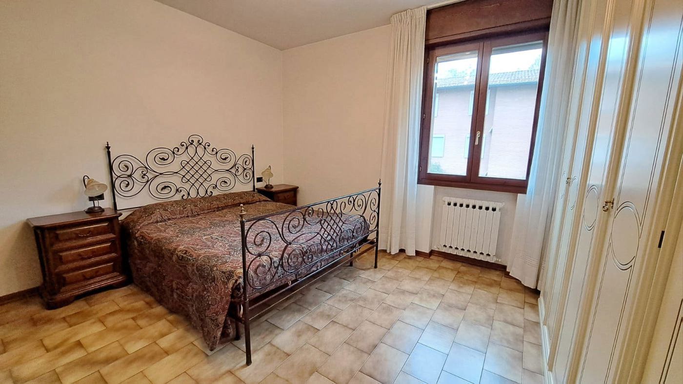 Quadrilocale arredato in affitto a Modena