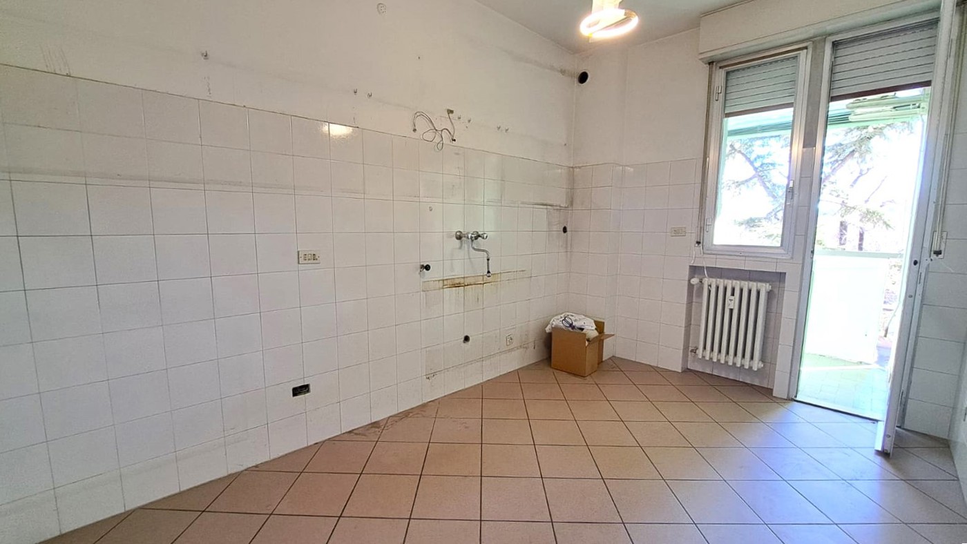 Quadrilocale da ristrutturare a Bologna