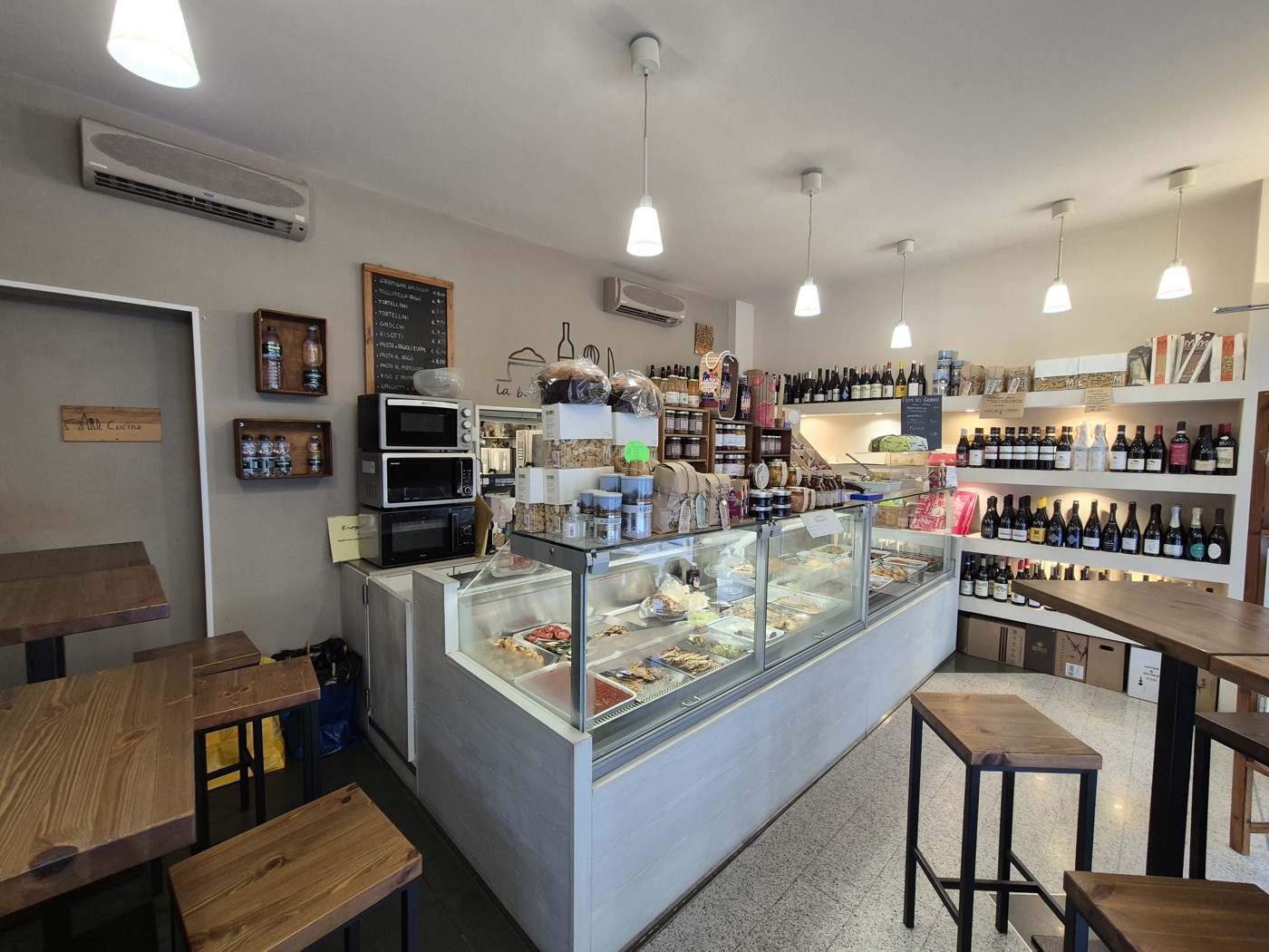 Negozio in vendita a Casalecchio di Reno