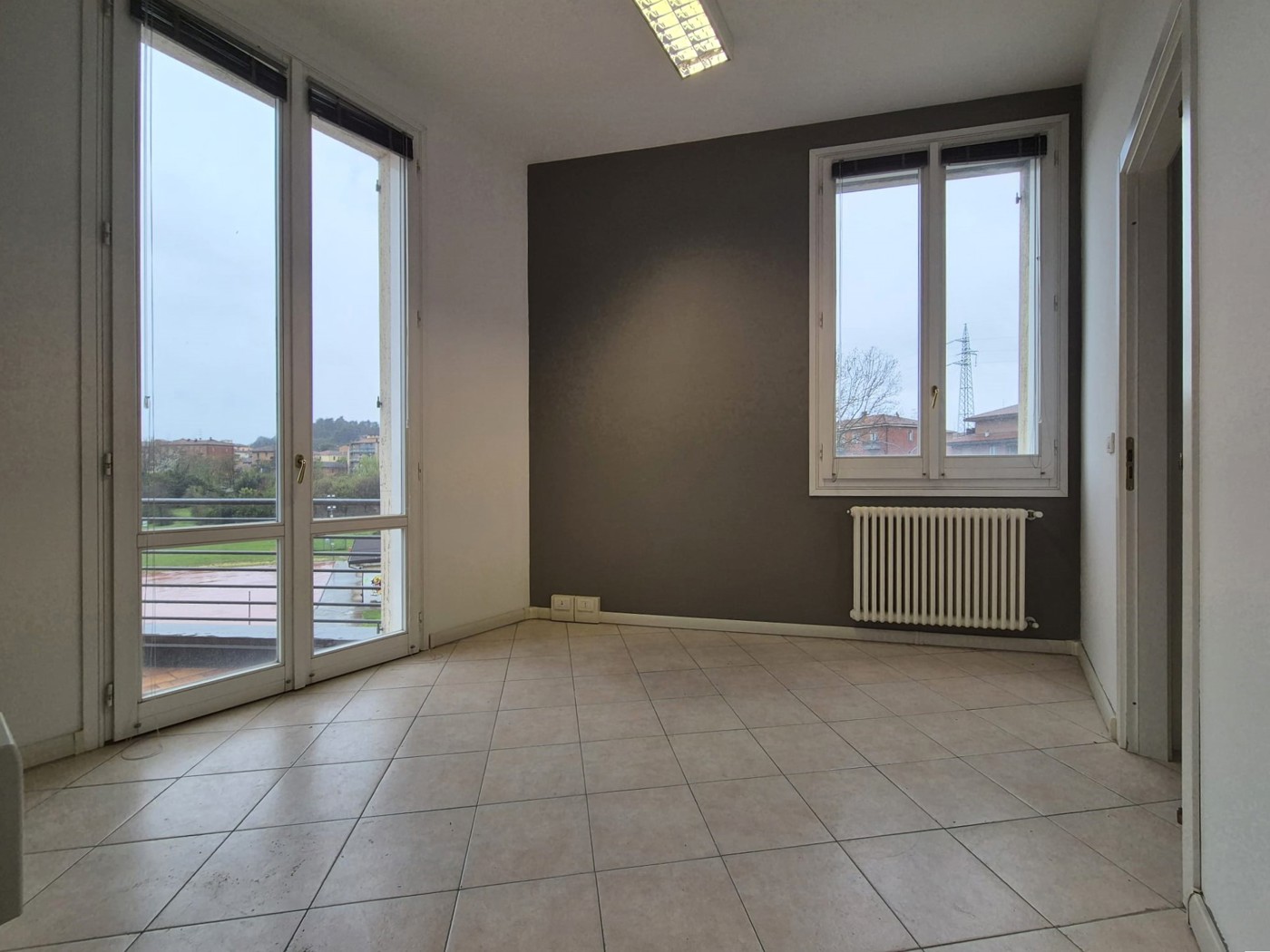 Ufficio ristrutturato a Casalecchio di Reno