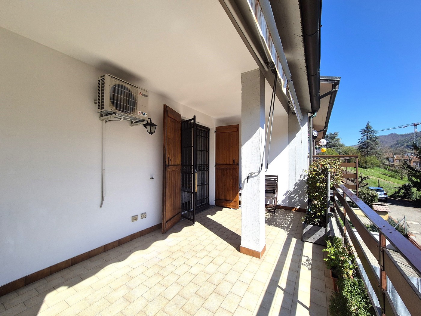 Villa con giardino a Monte San Pietro