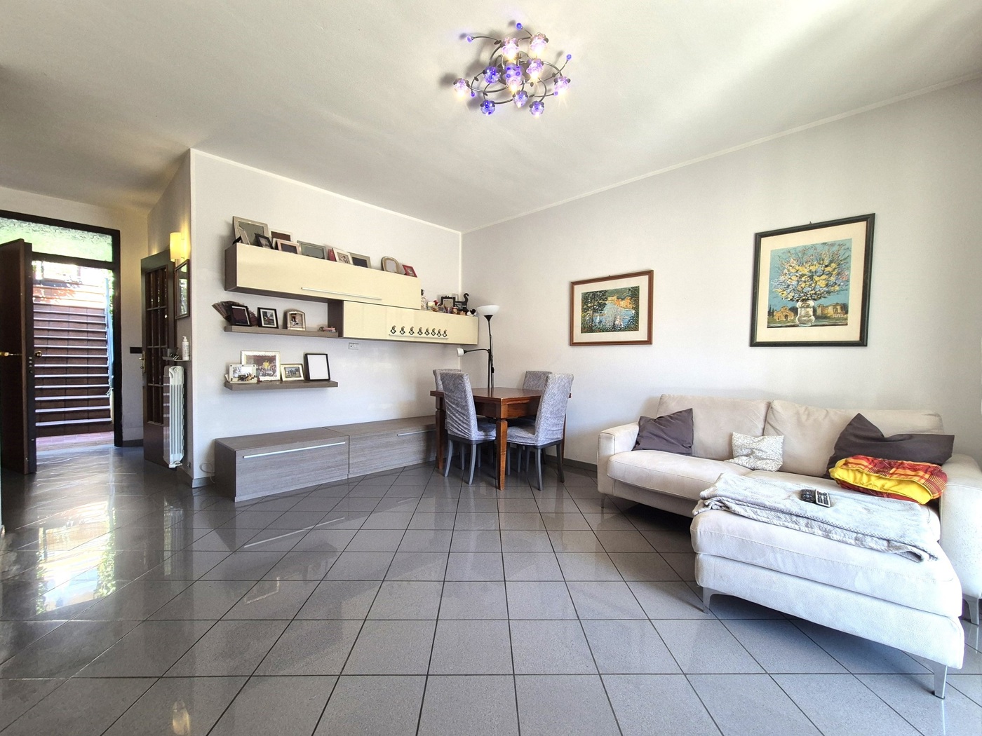 Villa con giardino a Monte San Pietro