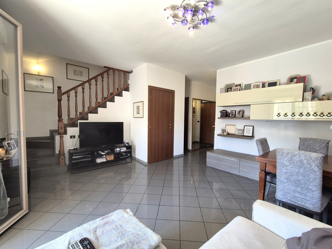 Villa con giardino a Monte San Pietro