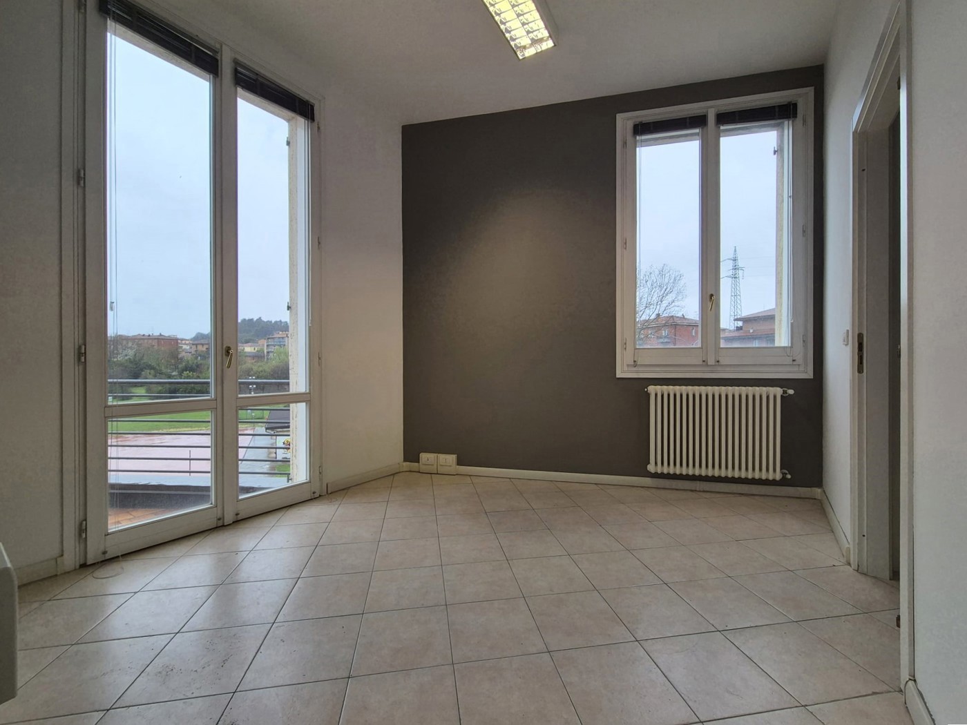 Ufficio ristrutturato a Casalecchio di Reno