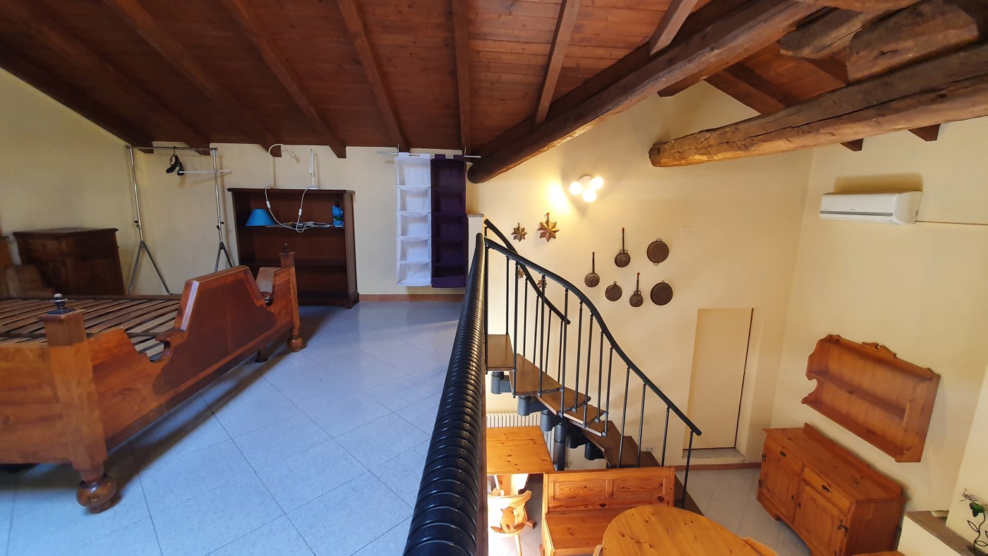 Monolocale arredato in affitto a Monte San Pietro