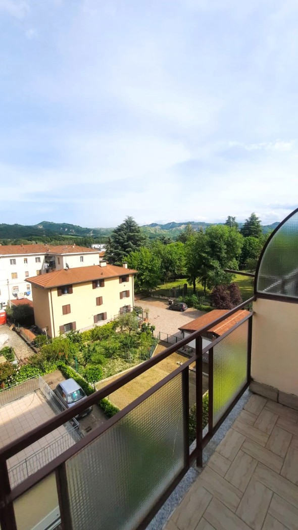 Trilocale arredato in affitto a Sasso Marconi