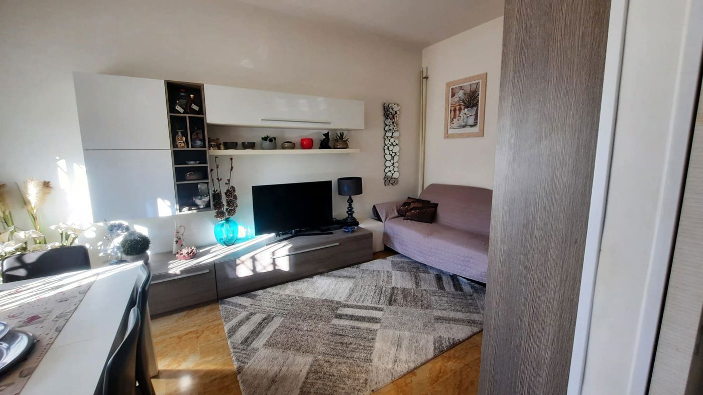 Trilocale arredato in affitto a Casalecchio di Reno