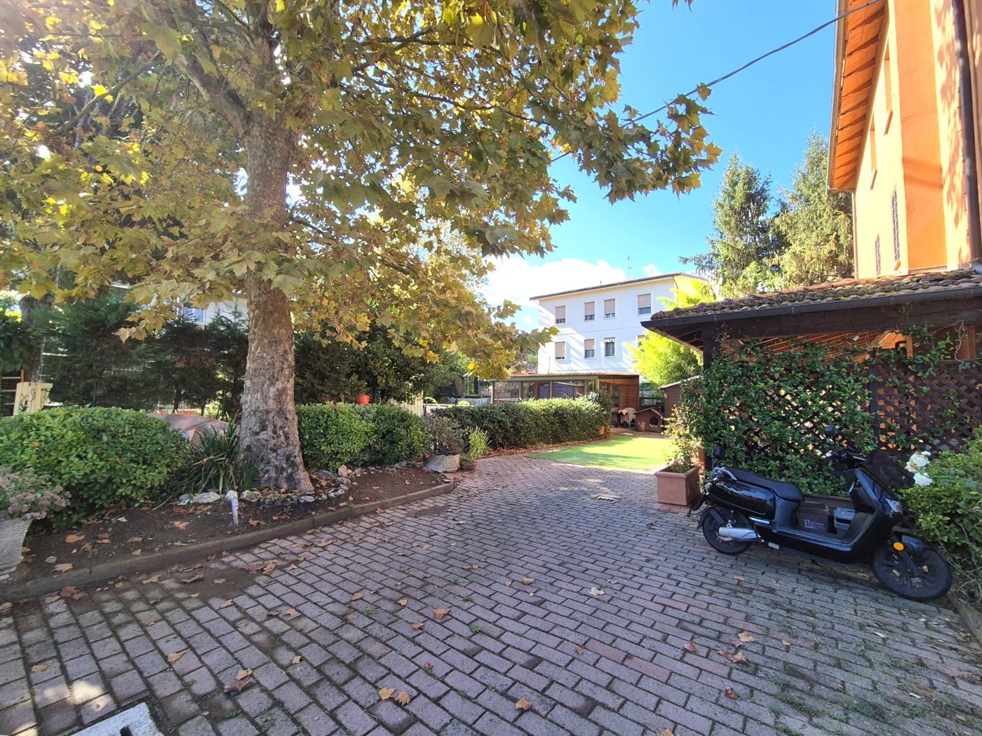 Quadrilocale con giardino a Zola Predosa
