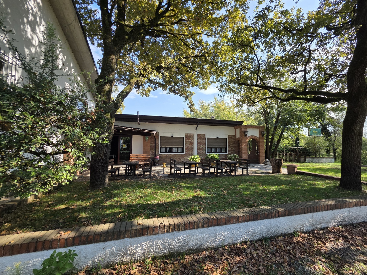 Attivit commerciale Ristorante e pizzeria in vendita a Merlino