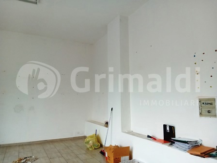 Negozio in affitto a Mediglia