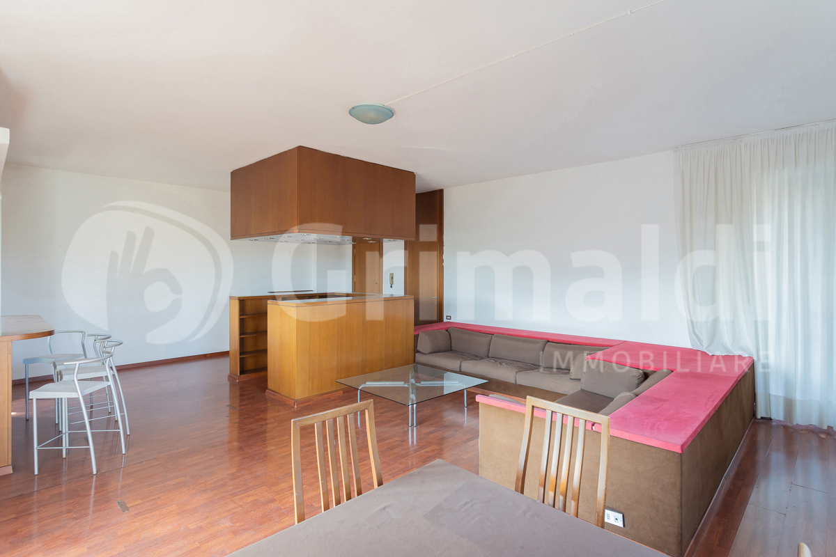 Appartamento arredato in affitto a Monza