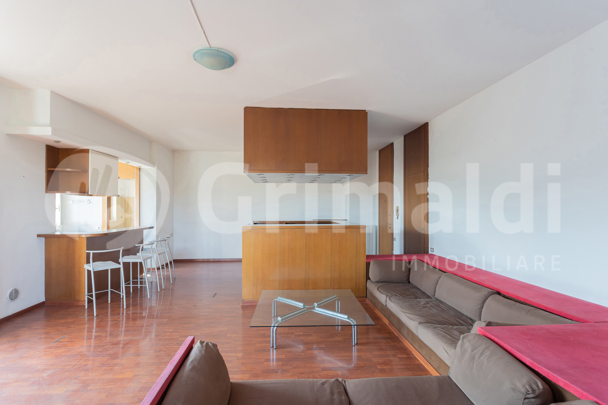 Appartamento arredato in affitto a Monza