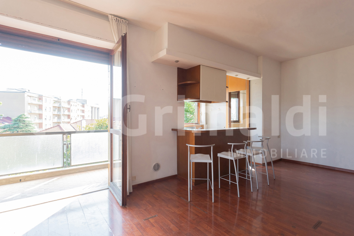 Appartamento arredato in affitto a Monza