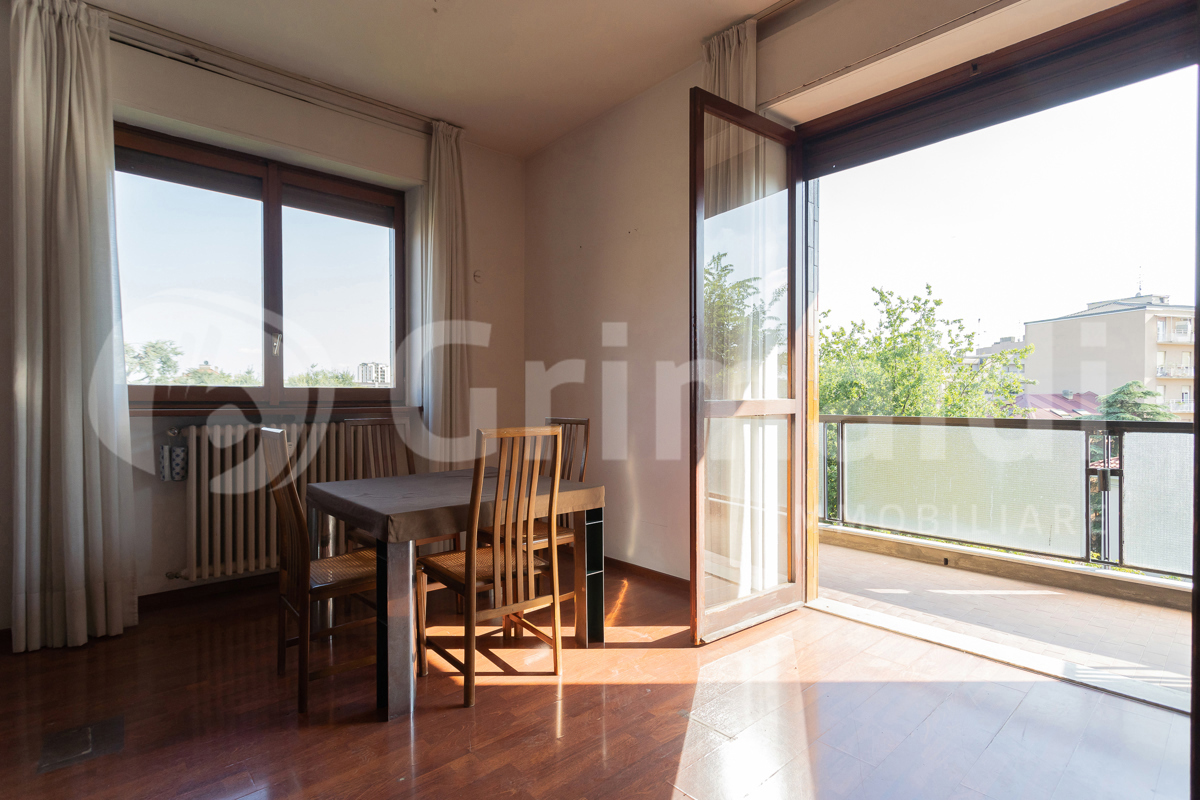 Appartamento arredato in affitto a Monza