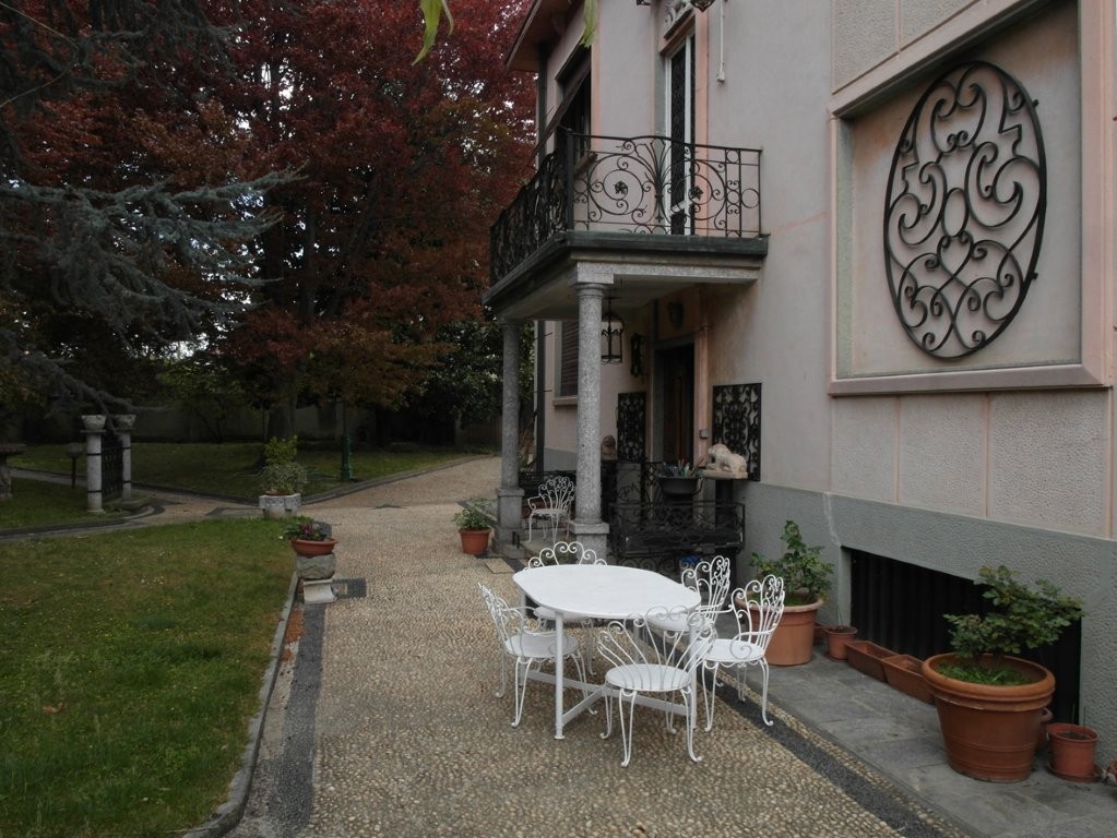 Appartamento con giardino a Carate Brianza