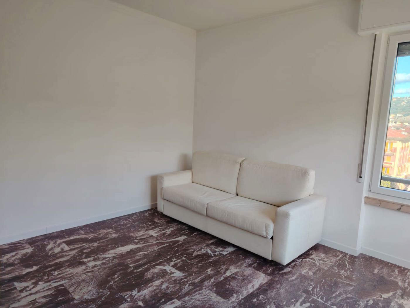 Bilocale arredato in affitto a Chiavari