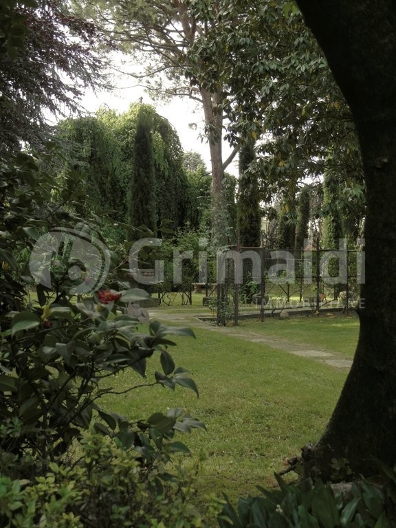 Terreno Edificabile in vendita a Carate Brianza