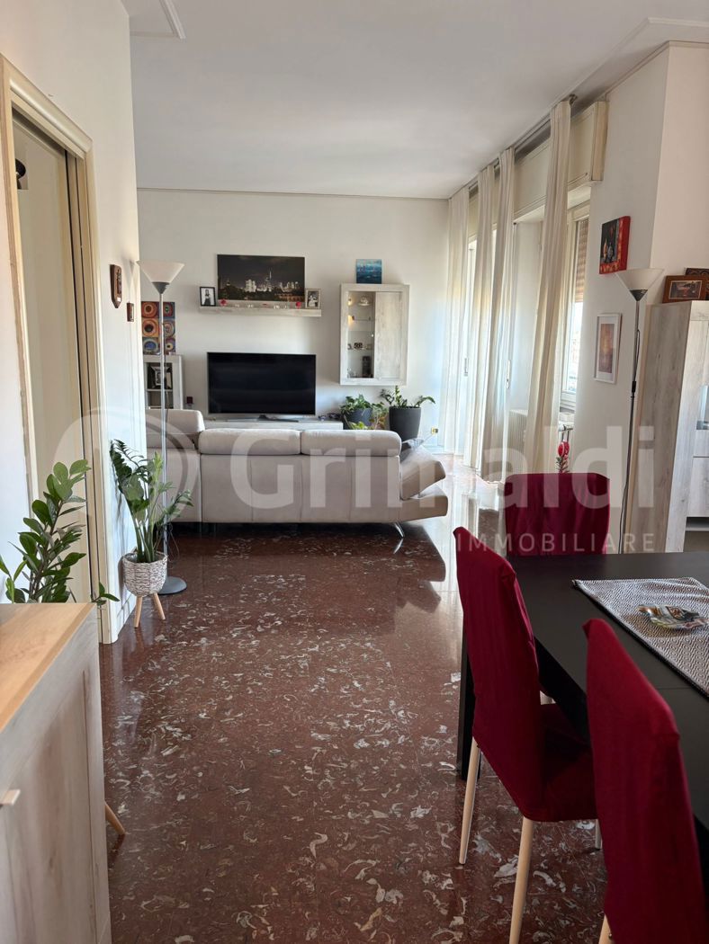 Quadrilocale in vendita a Monza