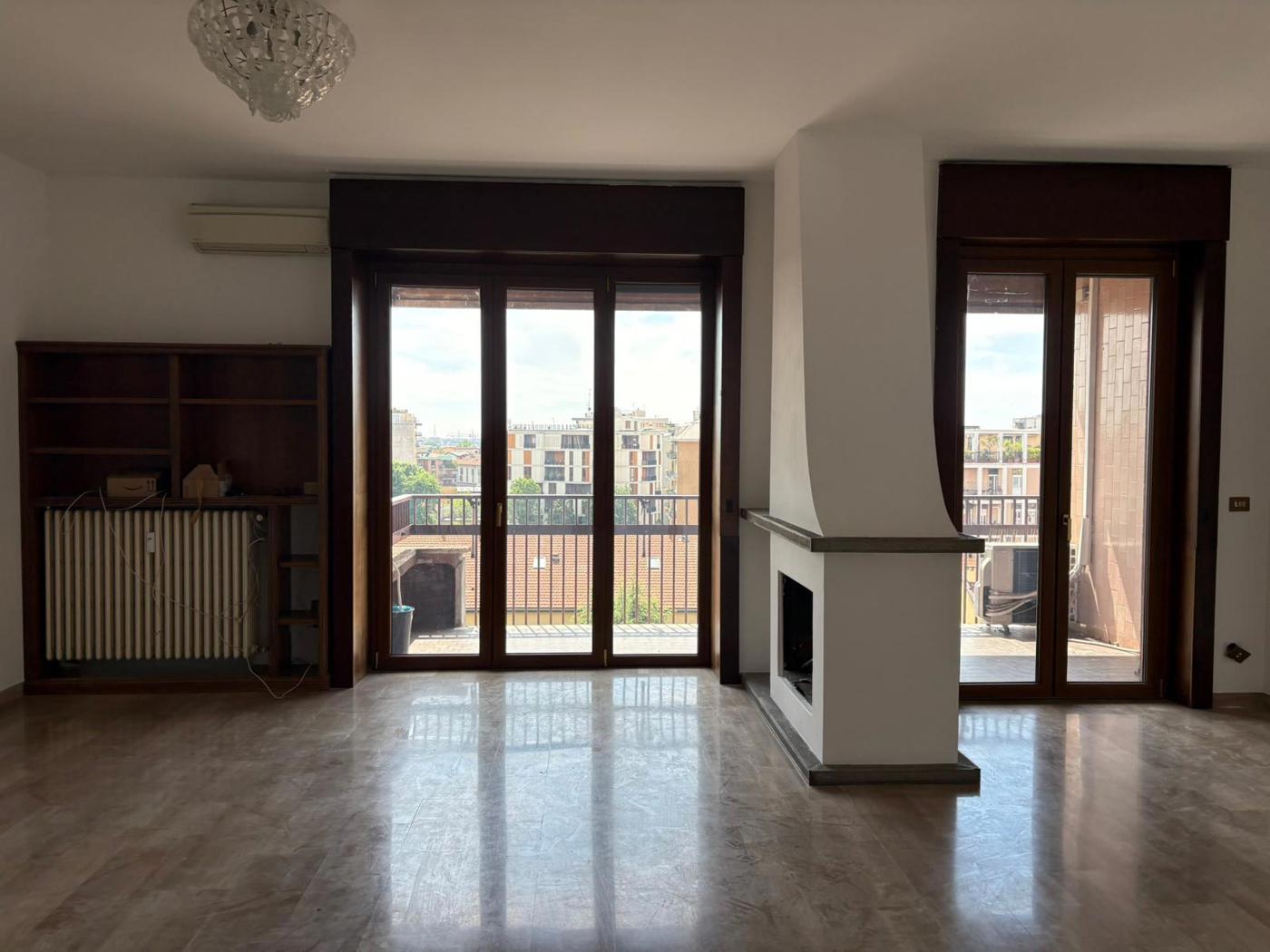 Trilocale in affitto a Monza