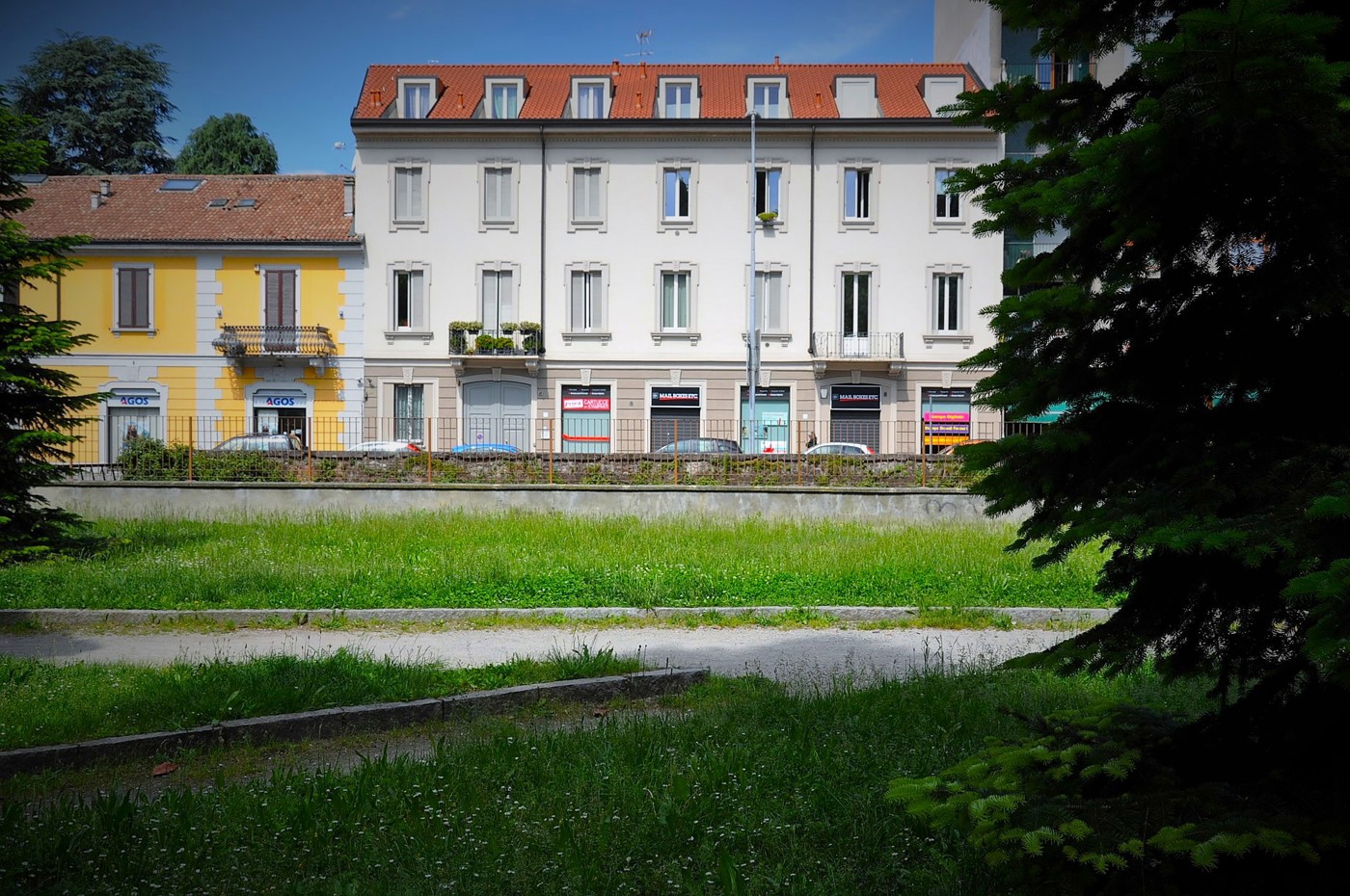 Bilocale arredato in affitto a Monza