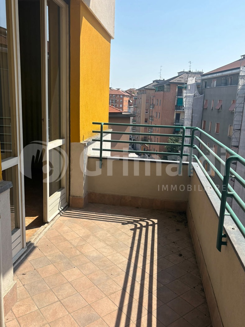 Trilocale da ristrutturare a Sesto San Giovanni