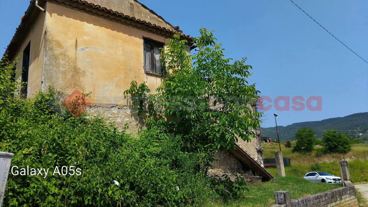 Rustico da ristrutturare a Veroli