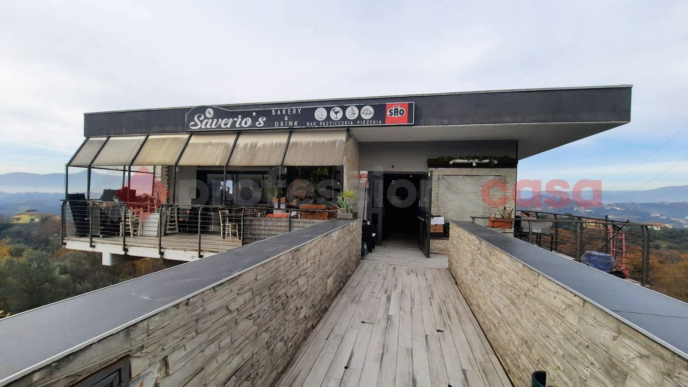 Stabile/Palazzo in vendita a Torrice