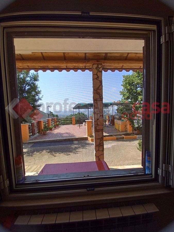 Casa indipendente con giardino a Veroli