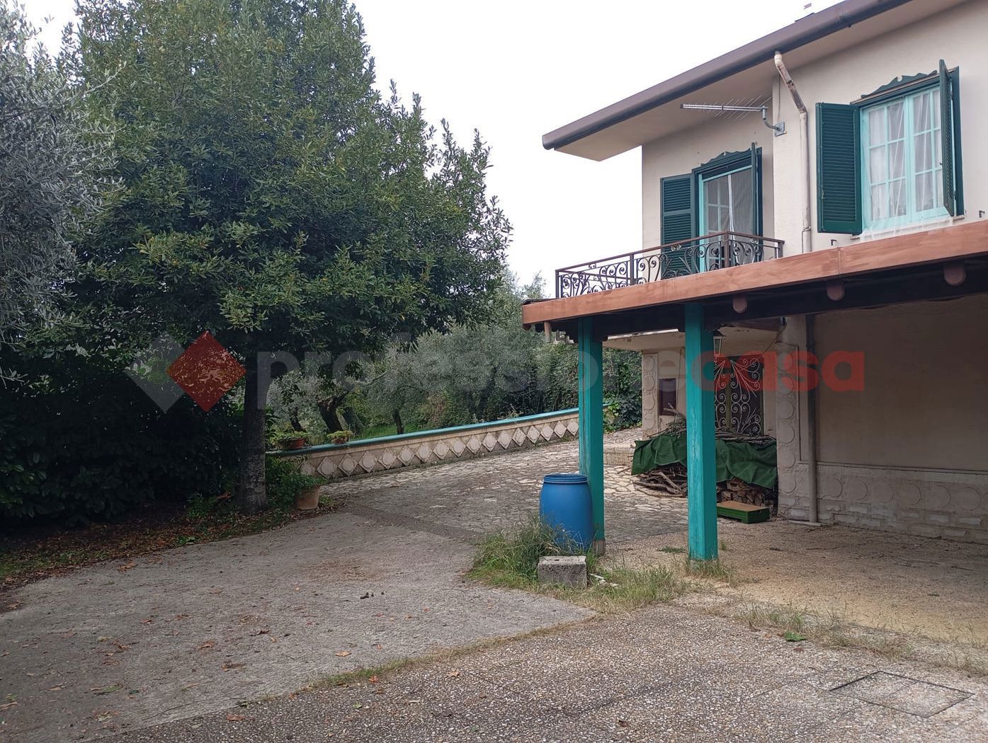 Casa indipendente con giardino a Veroli