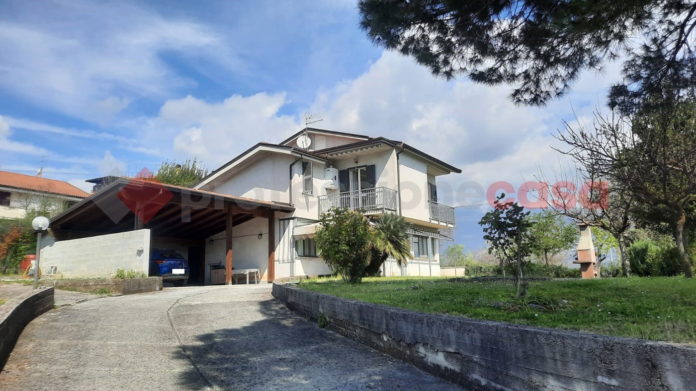 Casa indipendente con giardino a Boville Ernica
