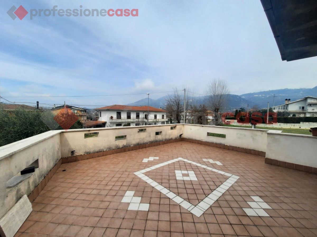 Casa indipendente con giardino a Veroli