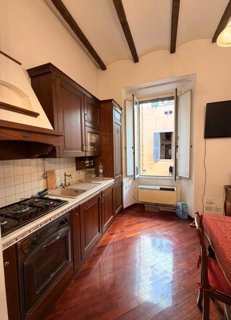 Bilocale arredato in affitto a Roma