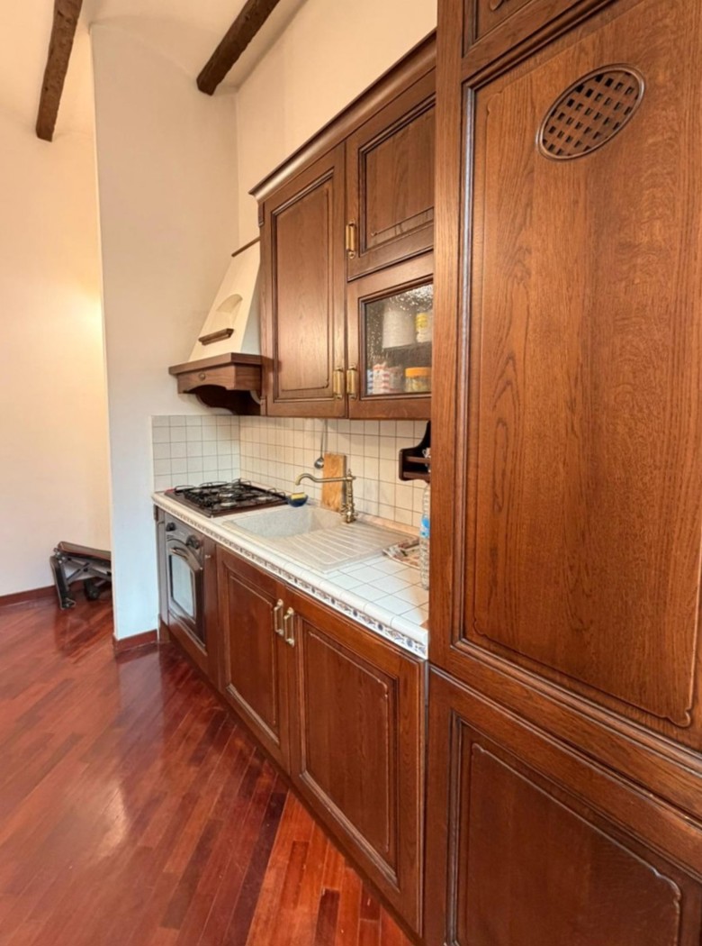 Bilocale arredato in affitto a Roma