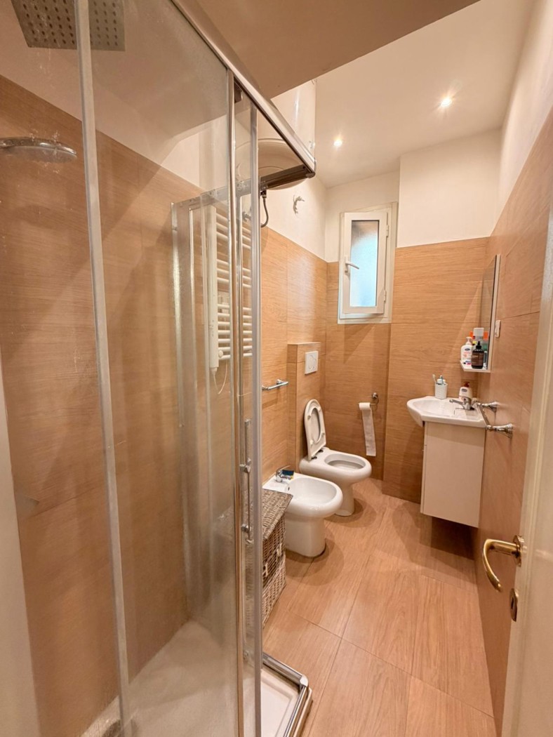 Bilocale arredato in affitto a Roma