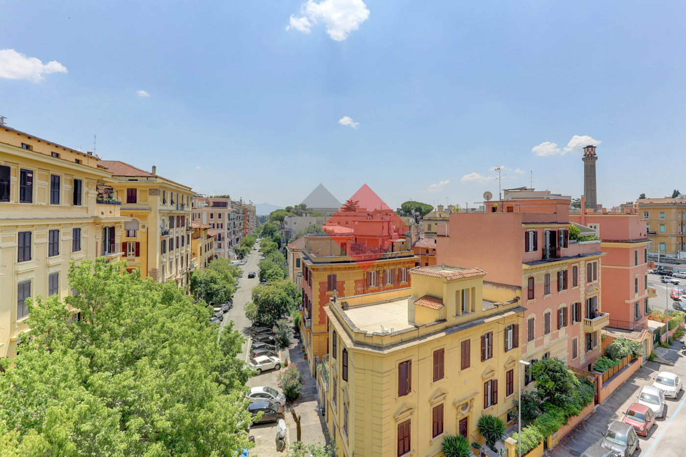 Attico arredato in affitto a Roma