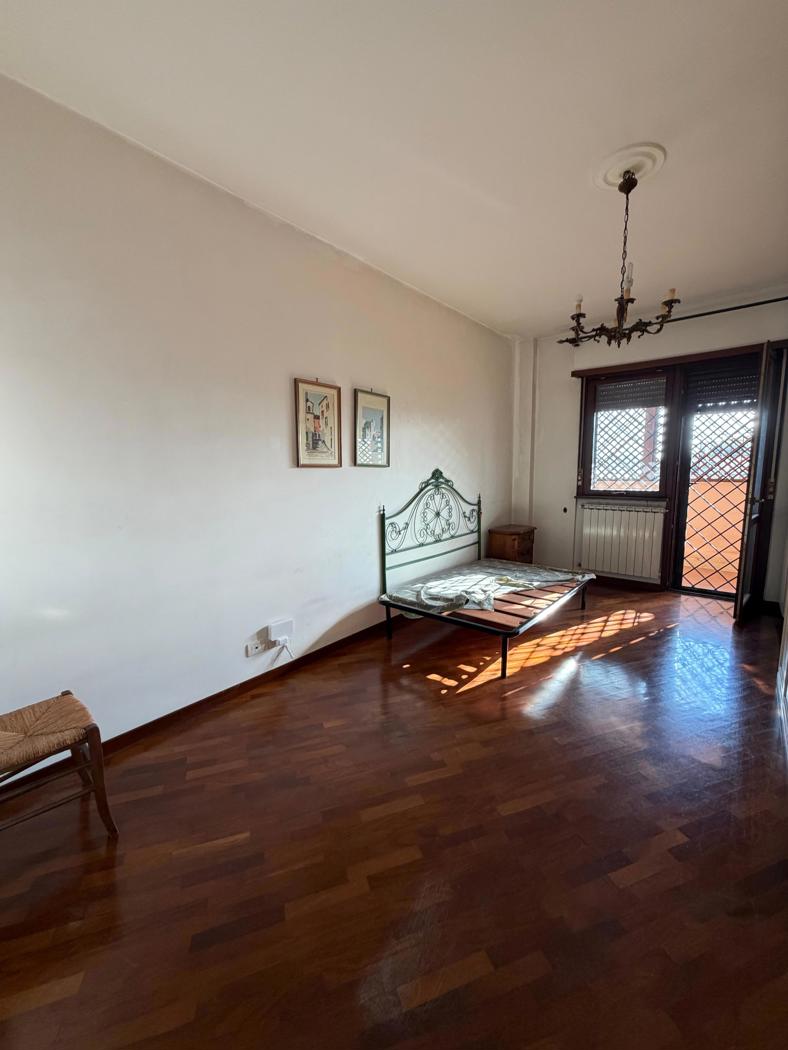 Trilocale arredato in affitto a Roma