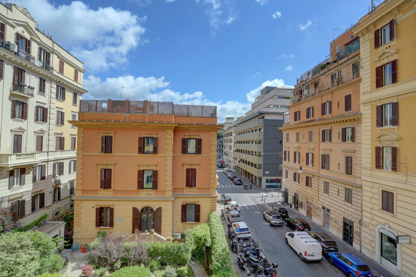 Quadrilocale in vendita a Roma