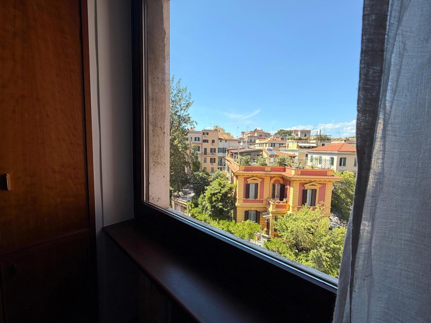 Trilocale in affitto a Roma