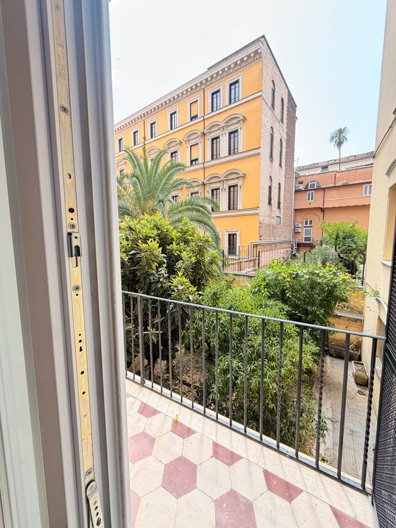 Bilocale arredato in affitto a Roma