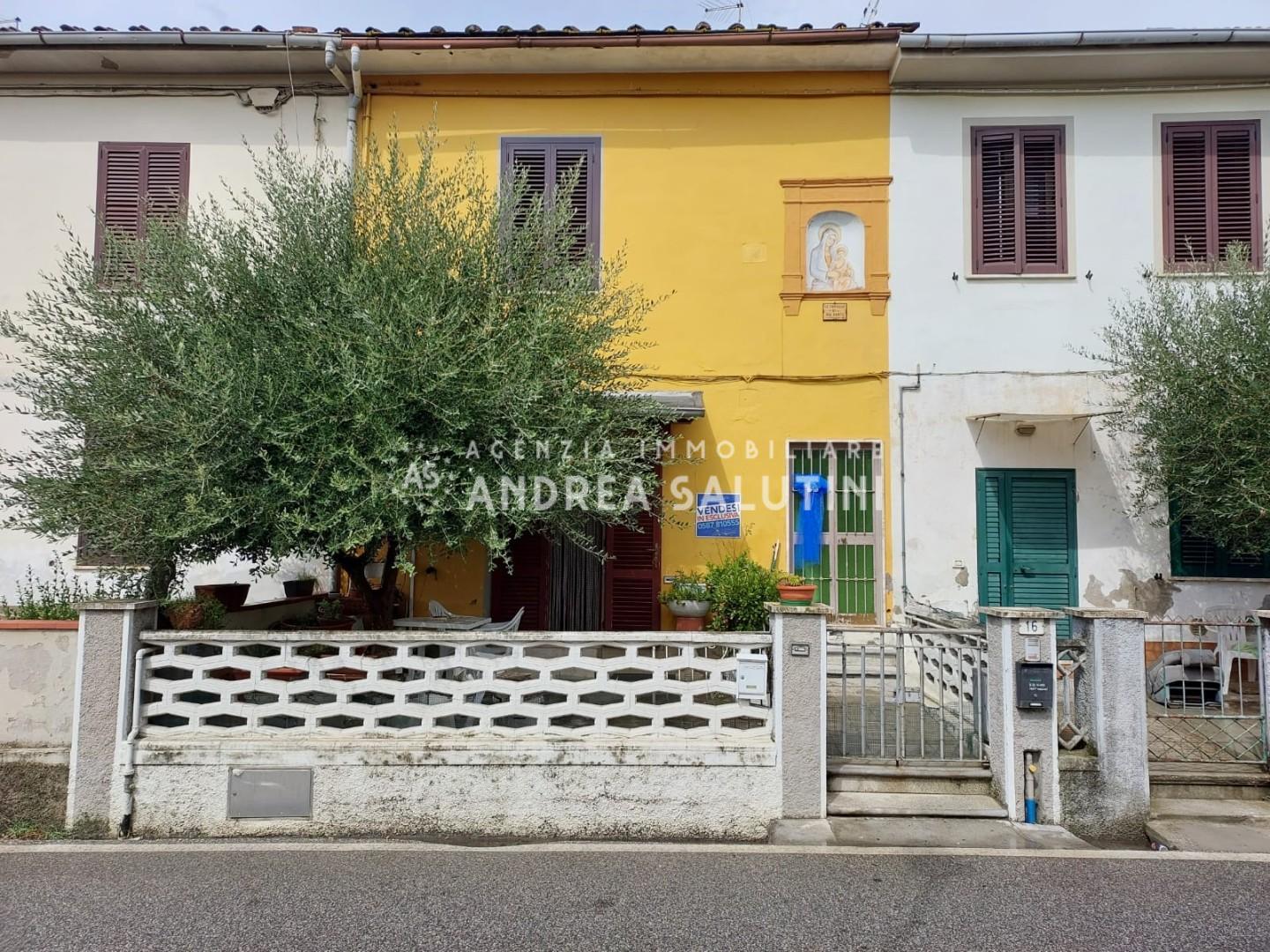 Casa indipendente con giardino, Montopoli in Val d'Arno capanne