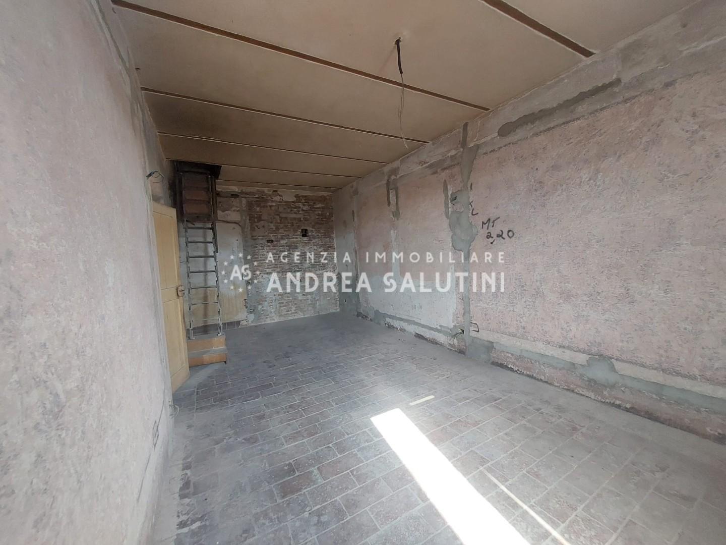 Quadrilocale da ristrutturare a Castelfranco di Sotto