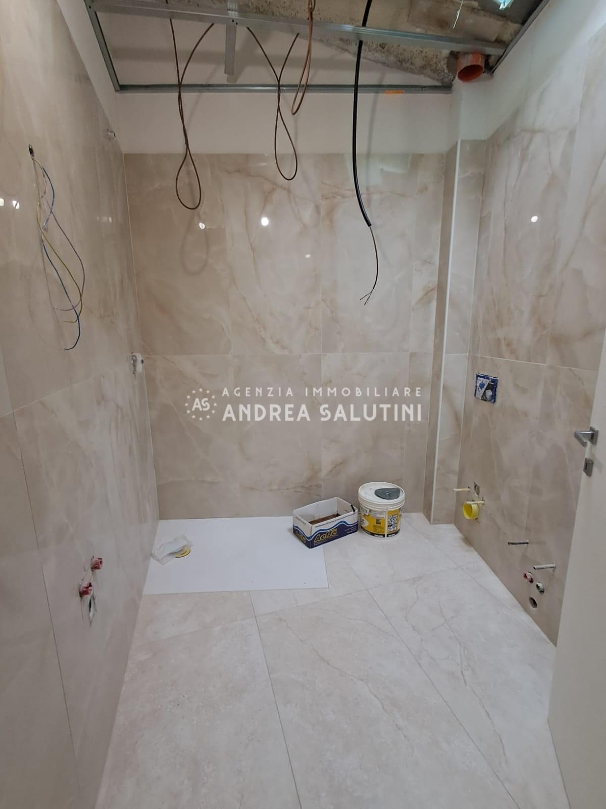 Attico con terrazzi a Bientina