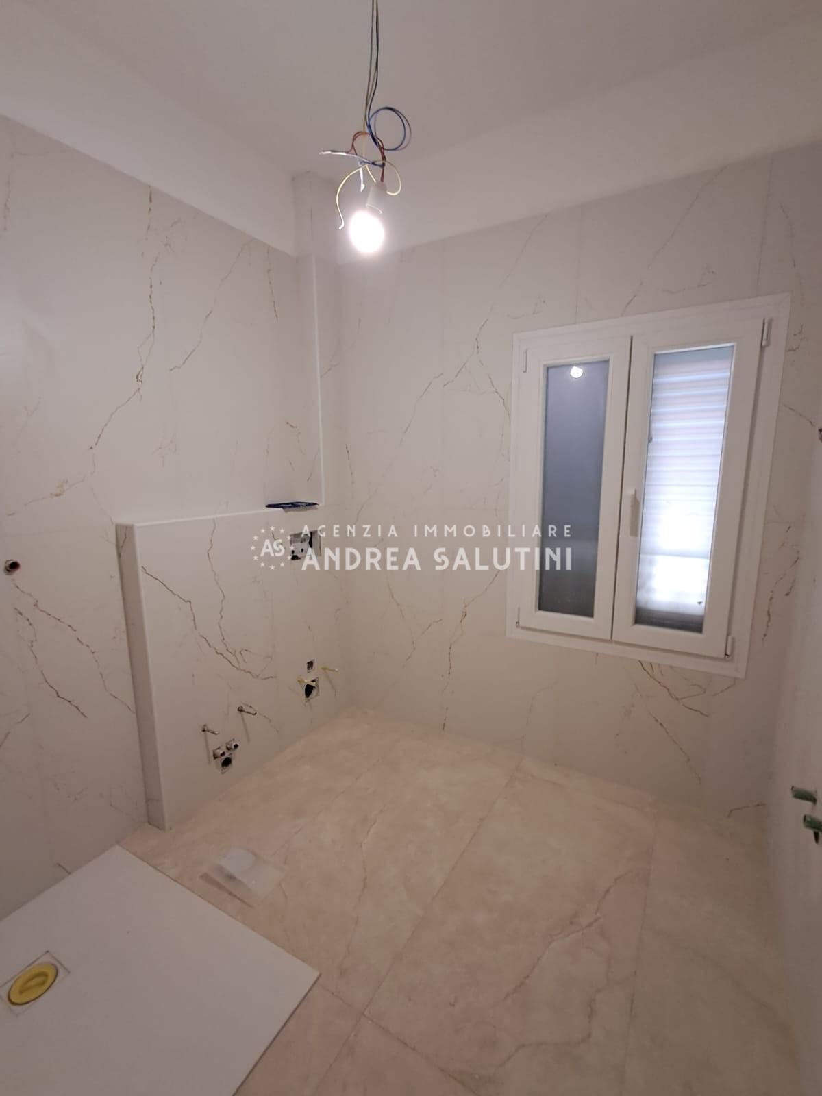 Attico con terrazzi a Bientina