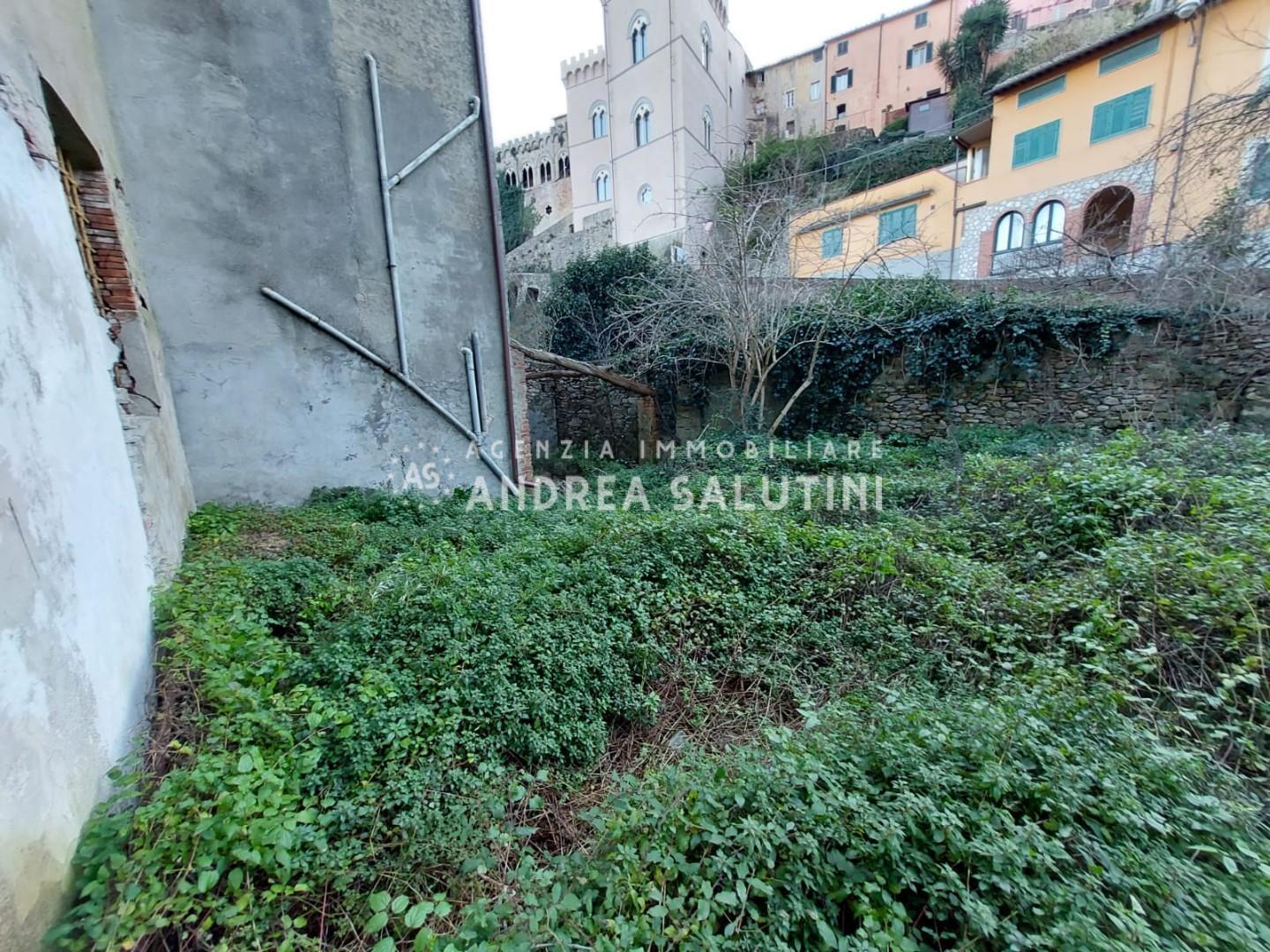 Casa indipendente con giardino a Buti